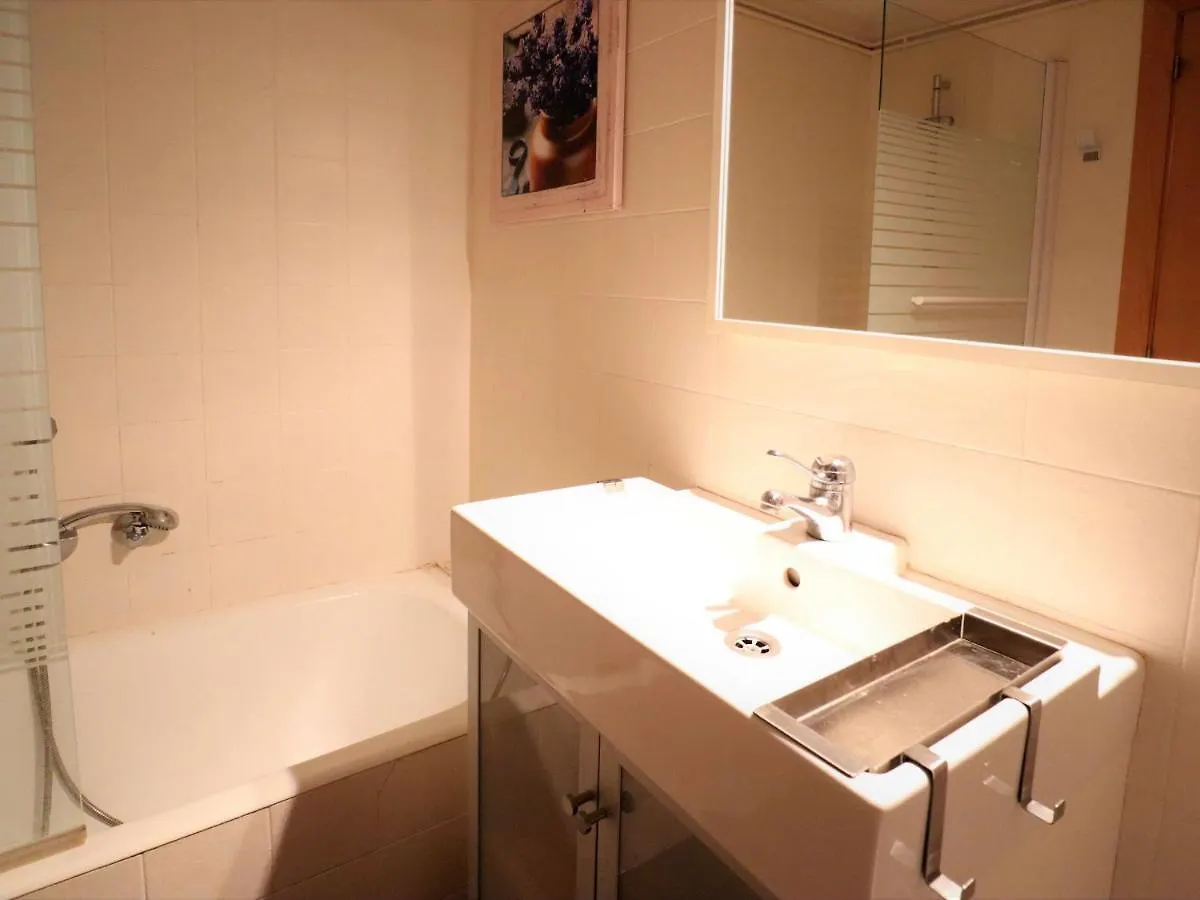 아파트 Metropol Apto Per 5 Pax Primera Linea Mar D22223 산펠리우데기솔스